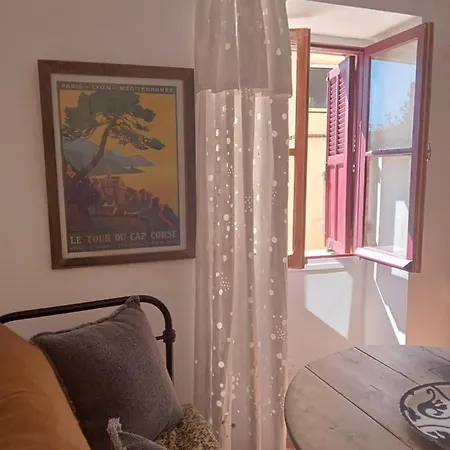 尤卡斯特鲁宾馆 阿尔加约拉